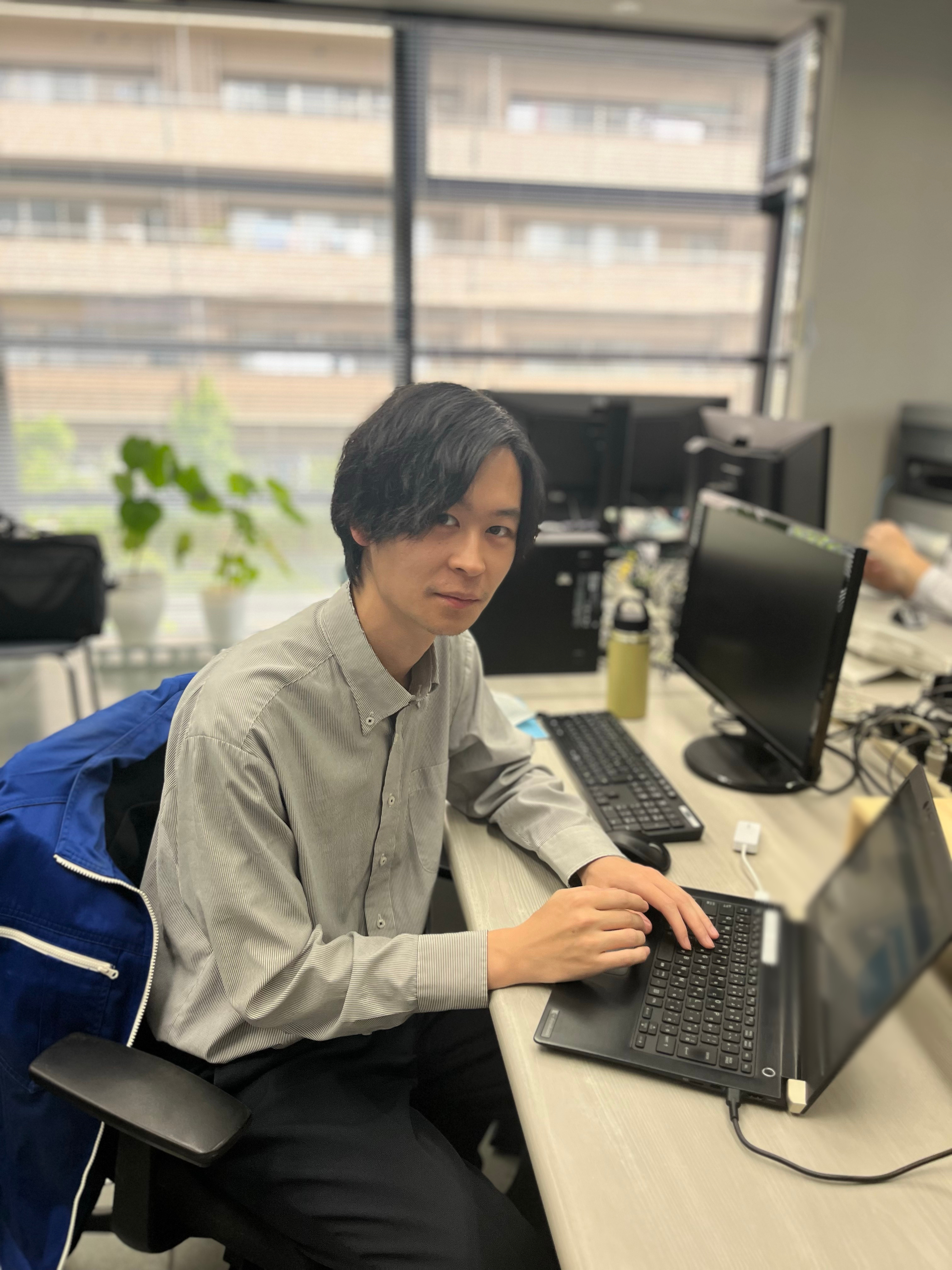 ソリューション係 Yさん